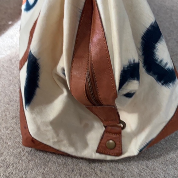 Shibori Indigo Travel Bag - Picture 8 of 8